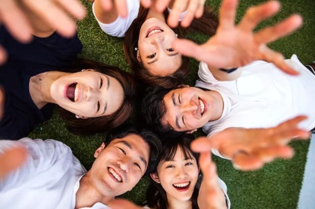 卫生人才评价考试中卫生管理初、中级的报名条件是什么？